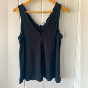 Small Gap double V swing tank